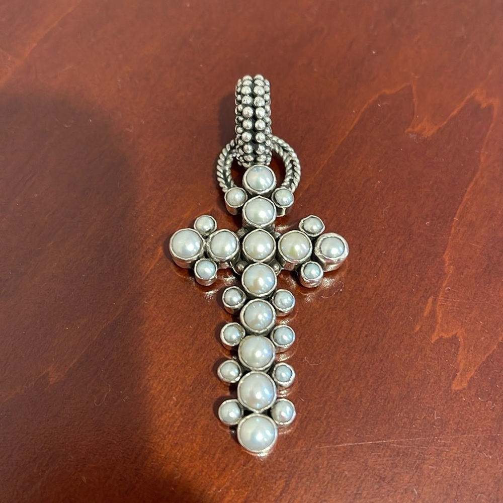 *Price Firm* Echo of the Dreamer Sterling and Pearl Cross Pendant